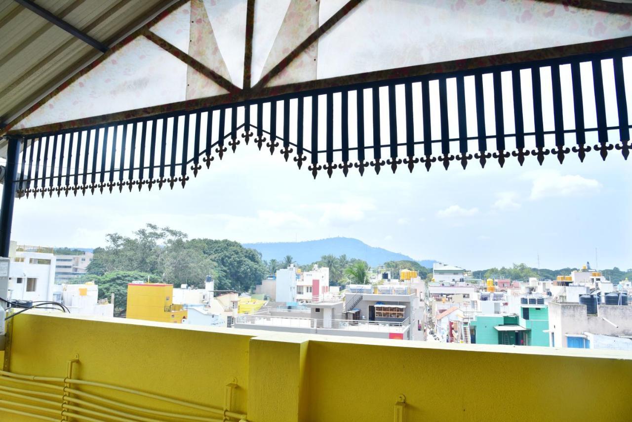 Shreyas Residency Hotel Mysore Exterior photo