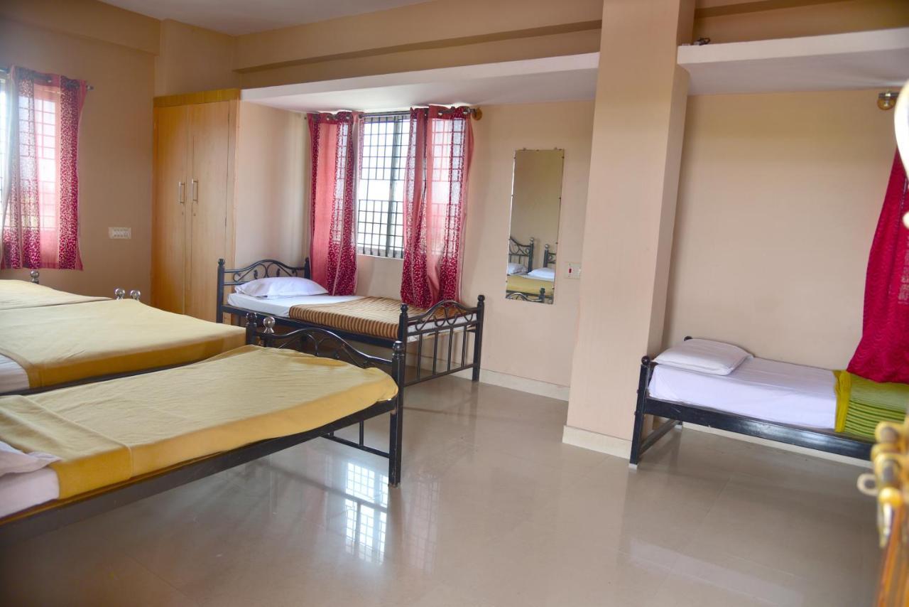Shreyas Residency Hotel Mysore Exterior photo