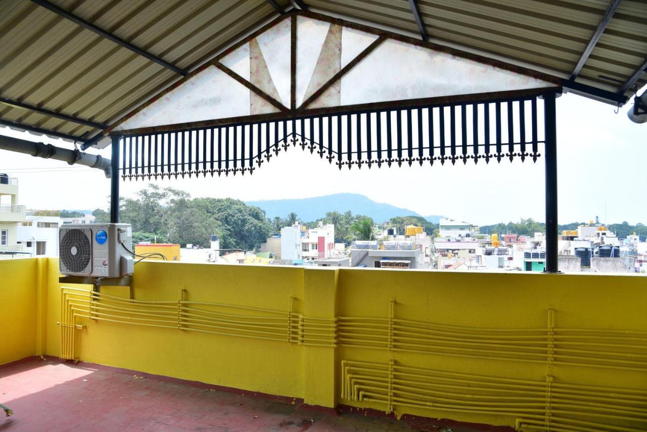 Shreyas Residency Hotel Mysore Exterior photo