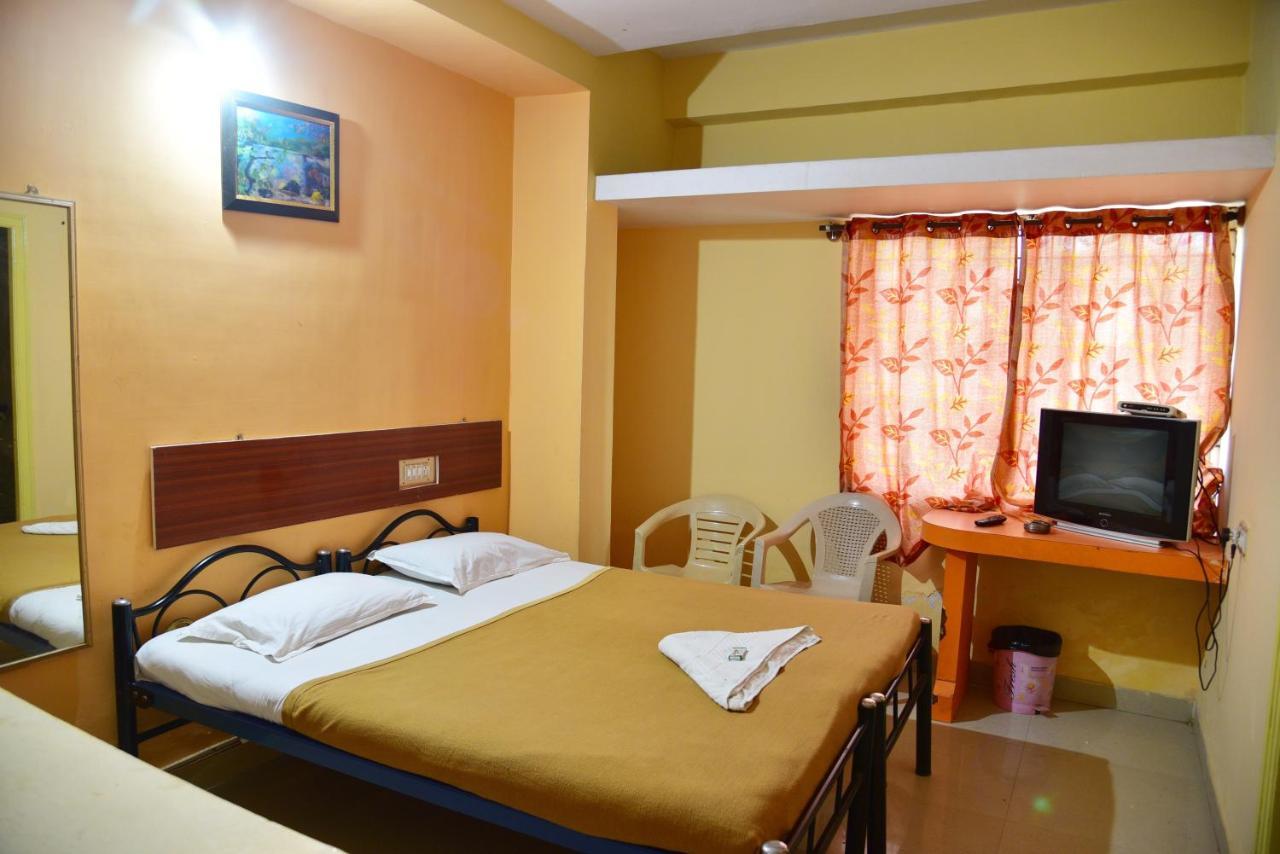 Shreyas Residency Hotel Mysore Exterior photo